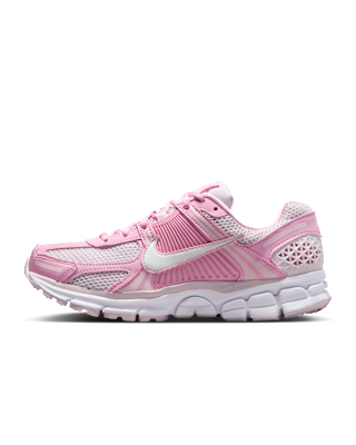 W+NIKE+ZOOM+VOMERO+5.png